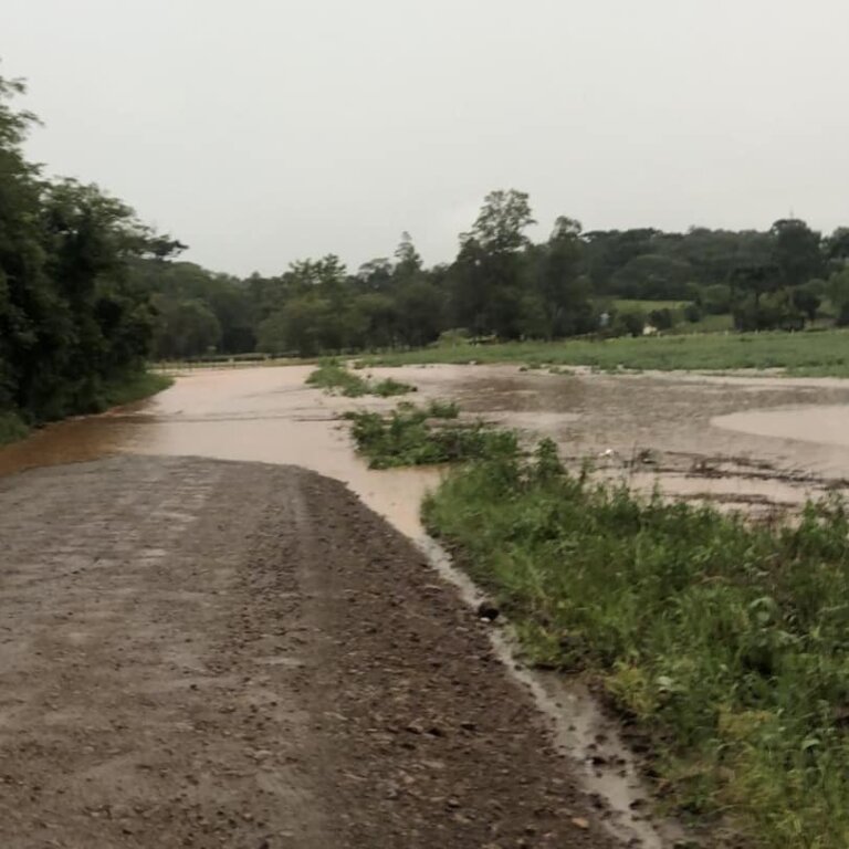 Forte chuva provocou estragos no interior de Casca