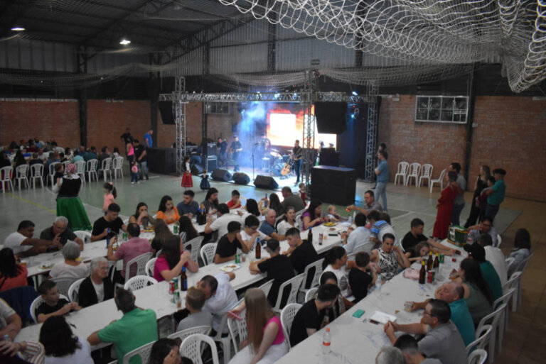 Santo Antônio do Palma celebrou os 32 anos com Jantar Italiano