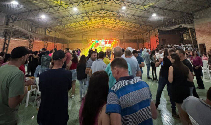 Baile do Chopp e Festival da Cuca e Linguiça encerram festividades de aniversário de Santo Antônio do Palma