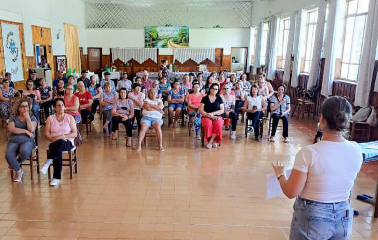 Encontro da Terceira Idade teve palestra sobre a dengue em Casca