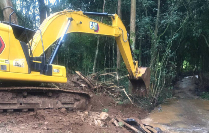 Estrada do interior de Vanini está interditada para obras