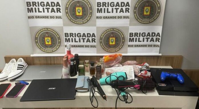 Homem de 29 anos é preso por estupro e roubo a residência em Marau