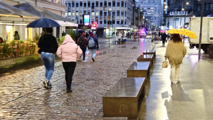 Fim de semana de chuva e baixa temperatura na reta final da onda de frio