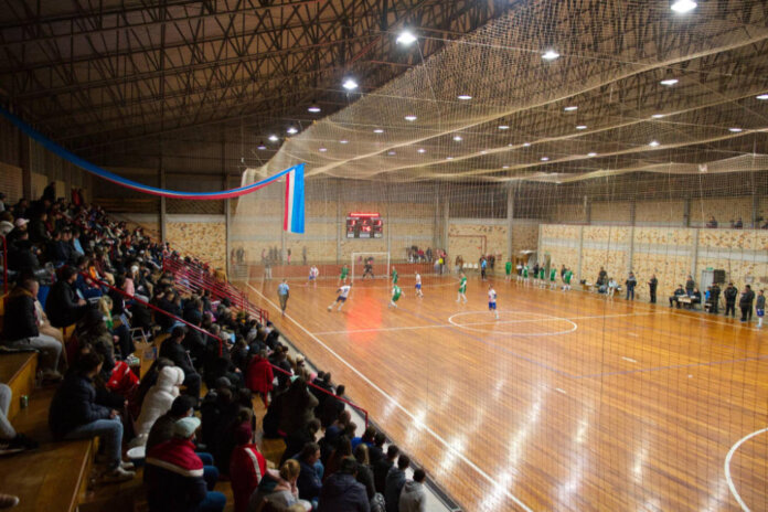 Conhecidos os campeões da V Copa David Regional de Futsal