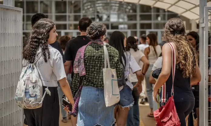 Saiba o que muda no ensino médio com novo texto aprovado no Congresso