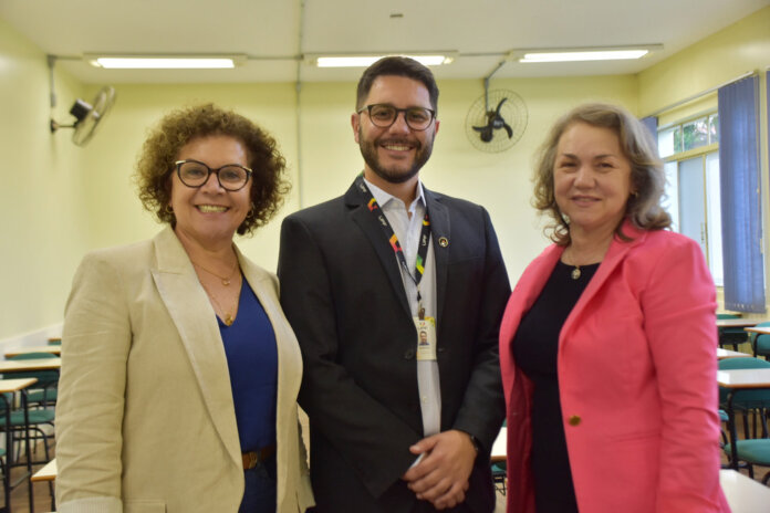 UPF Casca e Escola de Ensino Médio Rainha Da Paz firmam parceria