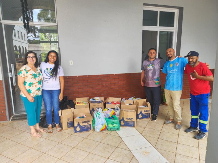 Doações arrecadadas em evento do Outubro Rosa foram entregues à Fazenda da Esperança de Casca