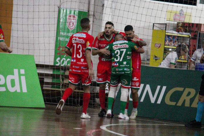 Sercca vence e está nas quartas de final do Gauchão de Futsal Série A