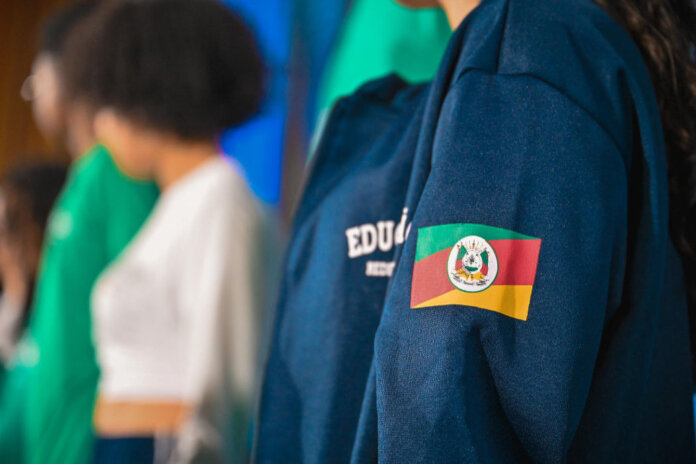 Prazo para escolha do tamanho de uniformes escolares da Rede Estadual segue até 30 de janeiro