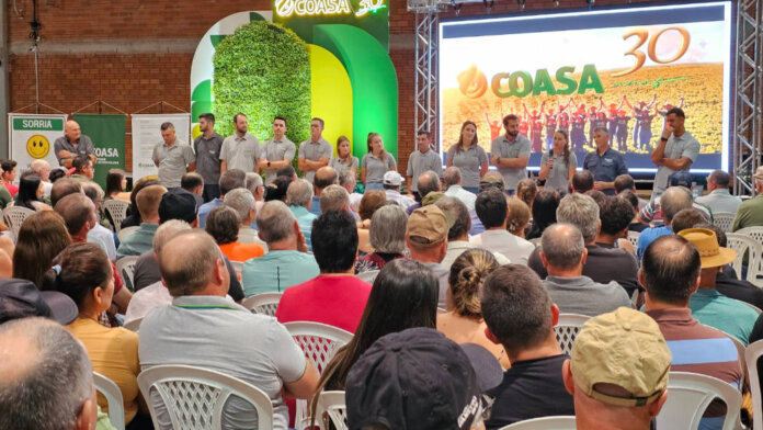 Coasa realiza Encontros Regionais da Família - Especial 30 Anos