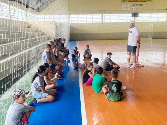 Em São Domingos do Sul, Escola Municipal de Ensino Fundamental passa a ter turno integral