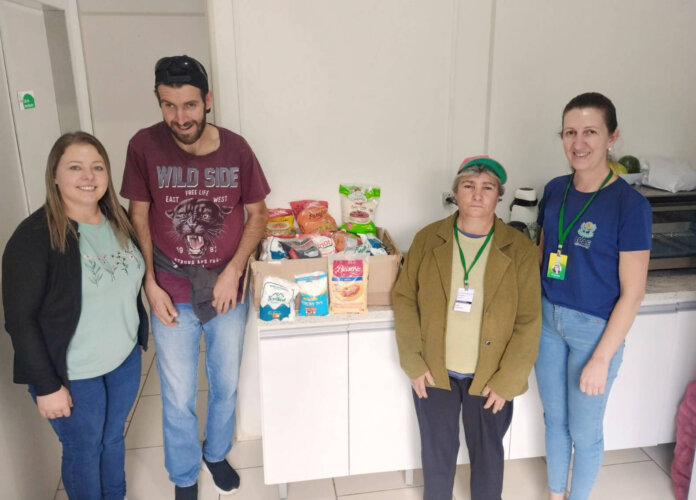 Alimentos arrecadados no 