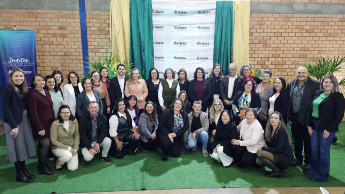 Coasa promove formatura de duas turmas do curso de Homeopatia