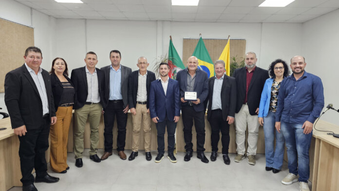 Coasa recebe homenagem da Câmara de Vereadores de Água Santa
