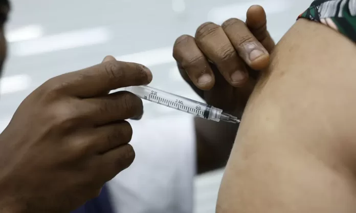 Saúde realiza Dia D de vacinação contra a gripe neste sábado