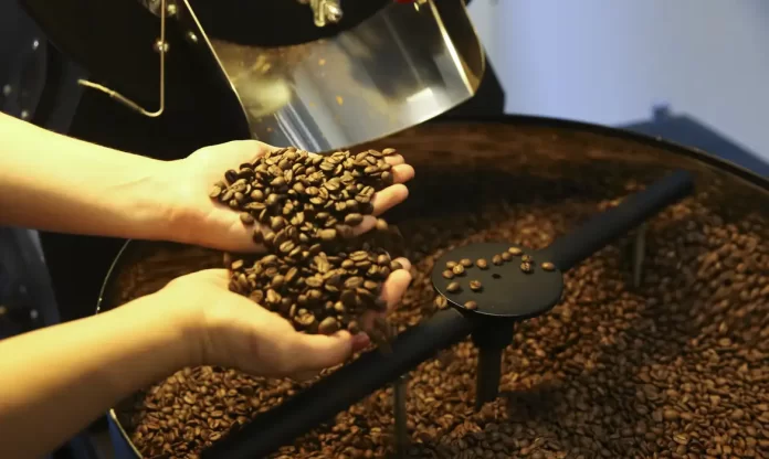 Consumo de café cai 16%, diz associação da indústria