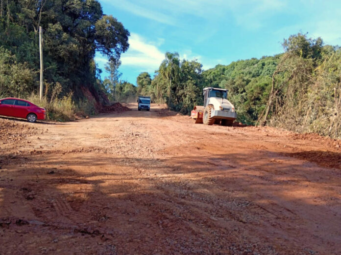 Avançam as obras de preparação para pavimentação asfáltica em David Canabarro