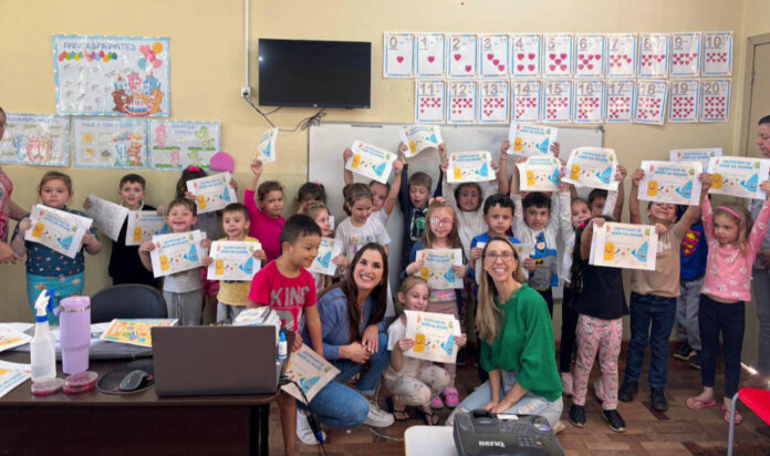 Pequenos Heróis da Higiene participam de ação educativa na EMEI Criança Feliz, em São Domingos do Sul