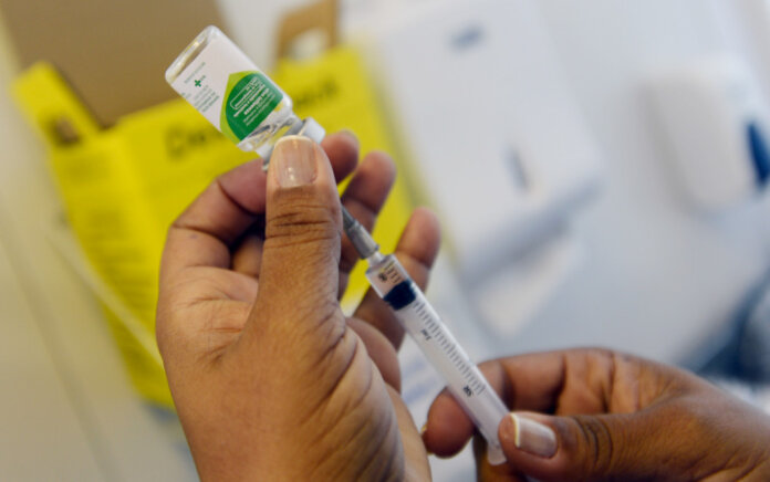 Vacinação contra a gripe é liberada para toda a população em Casca