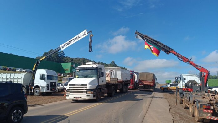 Movimento pela Securitização Já paralisa trânsito em Vila Maria
