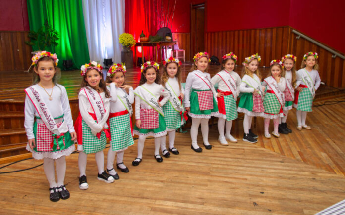 Escolha das Bambinas e show de humor com Vizinho Colono abrem a 7ª Semana Italiana em São Domingos do Sul