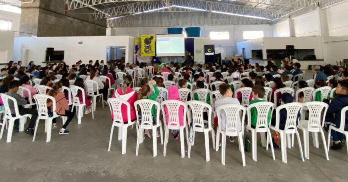 Projeto “Coprel na Escola” leva conscientização sobre energia e meio ambiente a alunos de Ciríaco