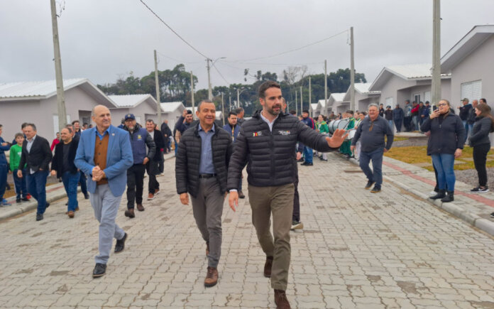 Governador Eduardo Leite inaugura obras em Santo Antônio do Palma