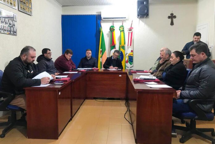 Resumo da Sessão Ordinária nº 13/2025 da Câmara de Vereadores de Ciríaco