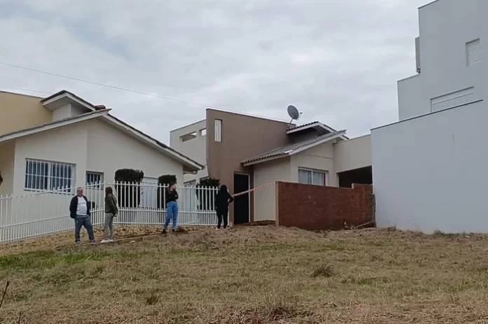 MPRS denuncia por feminicídio enteado que matou madrasta a facadas em Vila Maria