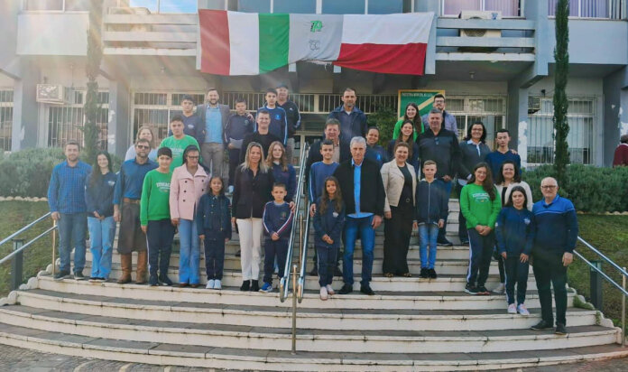 Empossados os representantes do Projeto Executivo e Legislativo Mirim