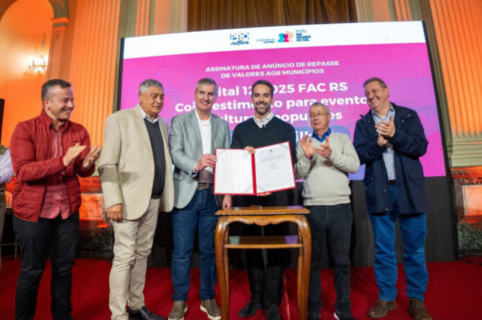 Governador anuncia investimento de R$ 30,93 milhões para a cultura em 347 municípios