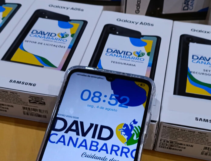 Prefeitura de David Canabarro adquire smartphones para melhorar comunicação com a comunidade