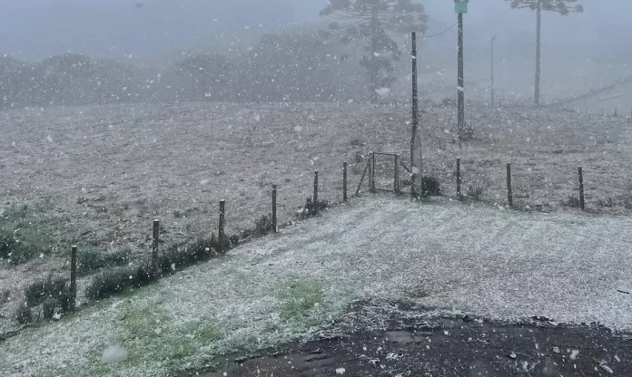 Rio Grande do Sul registrou neve em algumas localidades