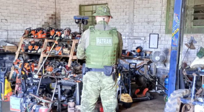 Brigada Militar realiza fiscalização ambiental em oficinas de David Canabarro