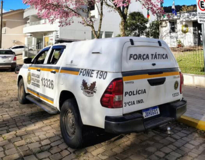 Brigada Militar prende jovem por tráfico de drogas em Paraí