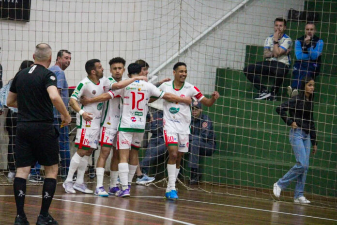 Sercca enfrenta Santa Rosa Futsal pela 15ª rodada do Gauchão de Futsal Série A