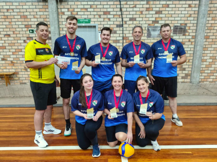 Time 01 é campeão do Torneio Municipal de Vôlei Misto Sorteado