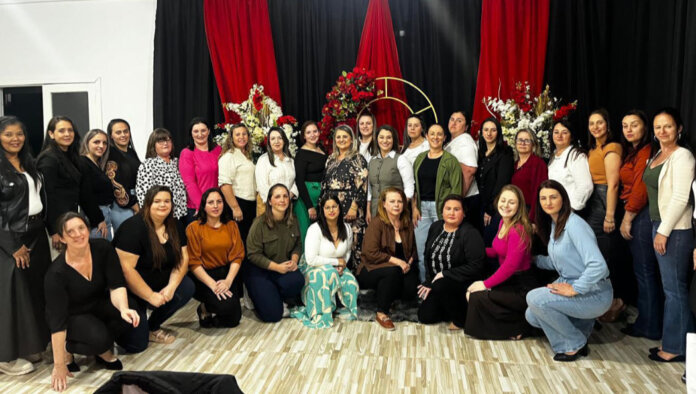 Ciríaco realizou jantar em homenagem a professores e servidores da Educação