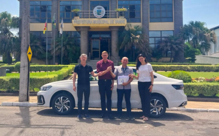 Novo veículo para a Secretaria de Administração de Vanini