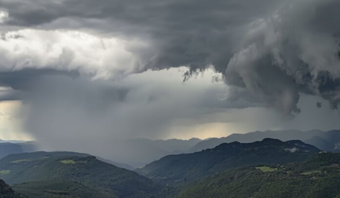 Fim de semana deve ser marcado por chuva no Estado