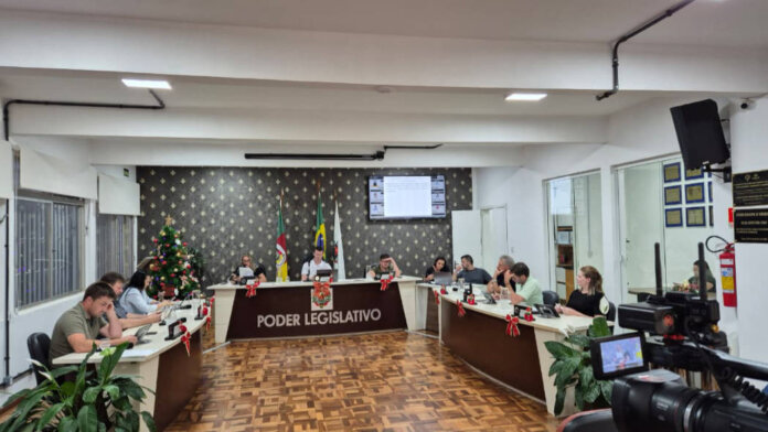 Resumo da Sessão Ordinária nº 49/2025 da Câmara de Vereadores de Casca