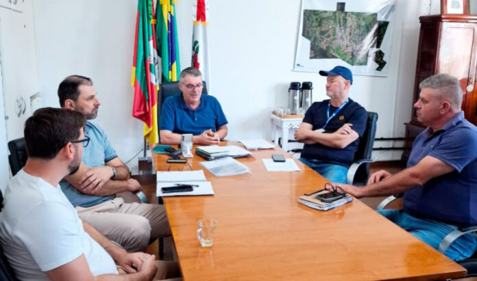 Emater apresenta relatório de atividades e plano de trabalho para 2026 à Prefeitura de Casca