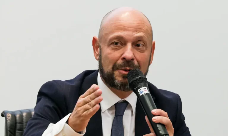 Aposentados têm até 14 de fevereiro para pedir ressarcimento ao INSS