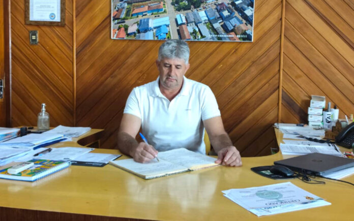 Vice-prefeito Volmir Ticiani assume Chefia do Executivo de David Canabarro