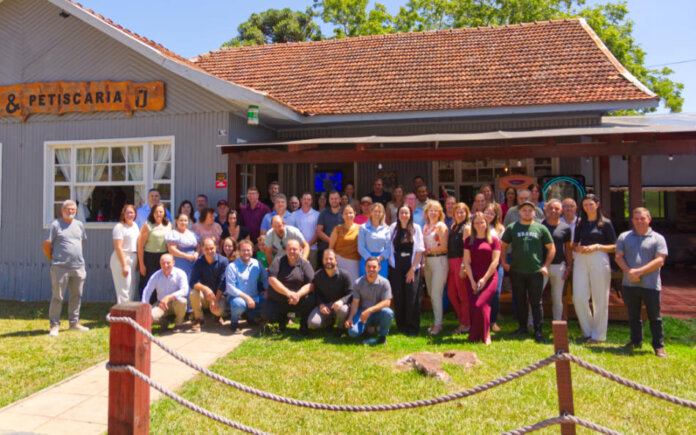 Em Vanini, deputada Franciane Bayer entrega equipamentos e anuncia novos recursos para municípios da região