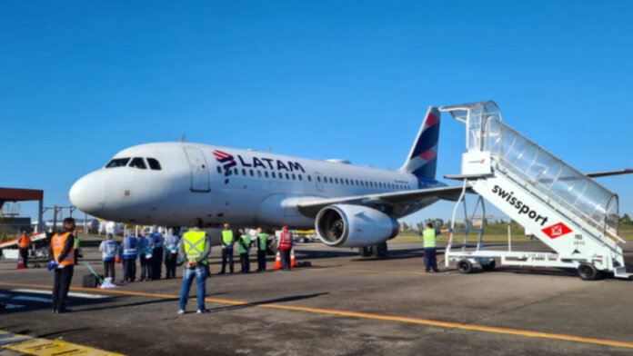 Aeroporto de Passo Fundo mantém voos após ajustes exigidos pela ANAC