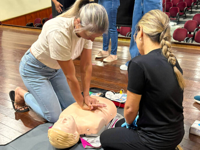 Professores da rede municipal de David Canabarro participam de capacitação em primeiros socorros
