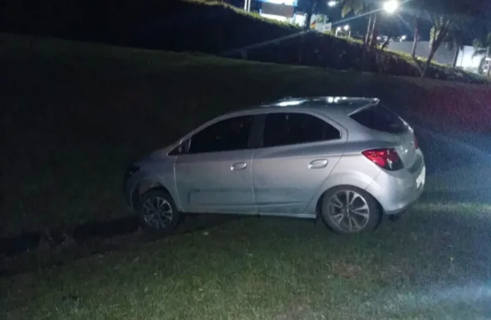 Saída de pista deixa dois feridos na ERS-324, em Casca