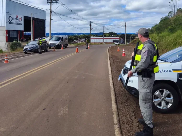 Brigada Militar realiza operação com fiscalização em Casca e São Domingos do Sul