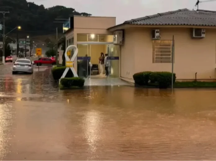 Santo Antônio do Palma concentra esforços para reparar danos causados pelas fortes chuvas